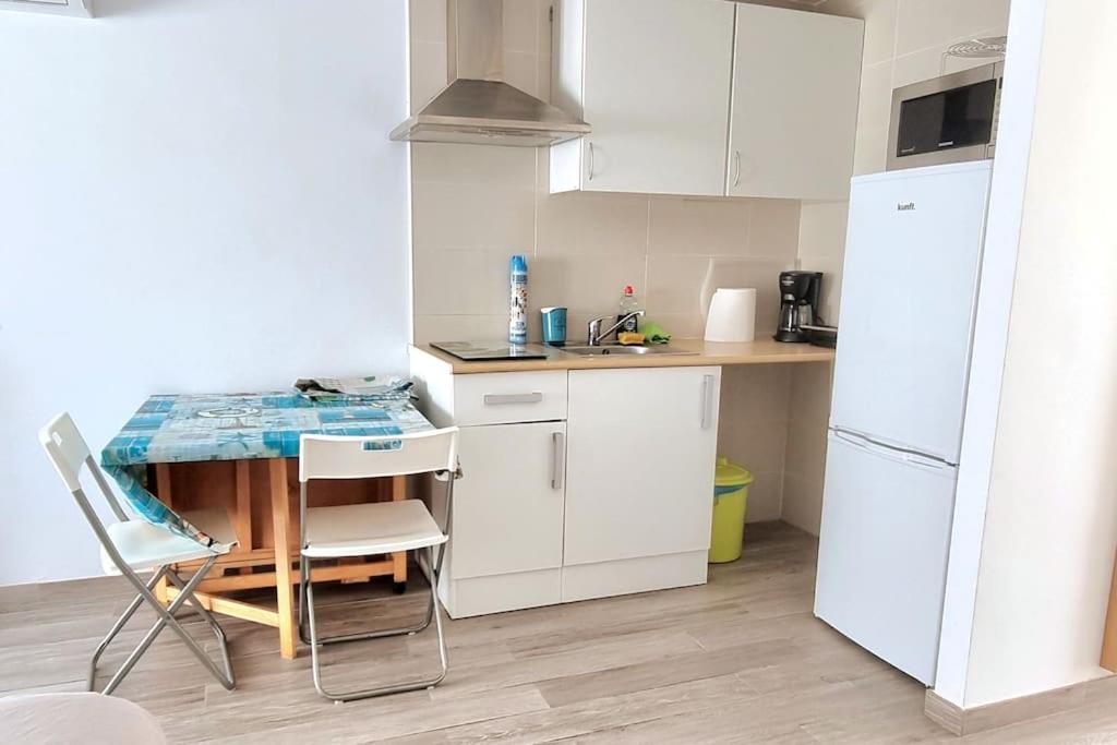 Apartamento Privado Con Jardin, Piscina Elevada Y Bbq Chiclana de la Frontera Eksteriør bilde