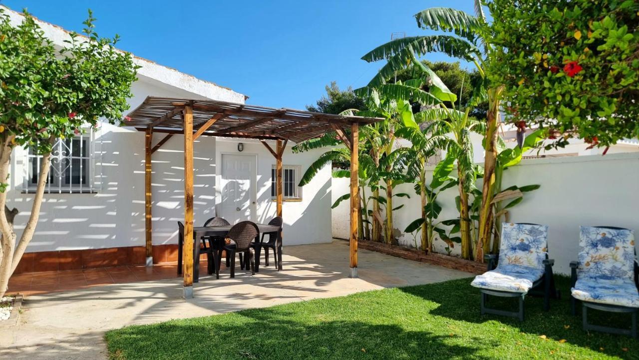 Apartamento Privado Con Jardin, Piscina Elevada Y Bbq Chiclana de la Frontera Eksteriør bilde