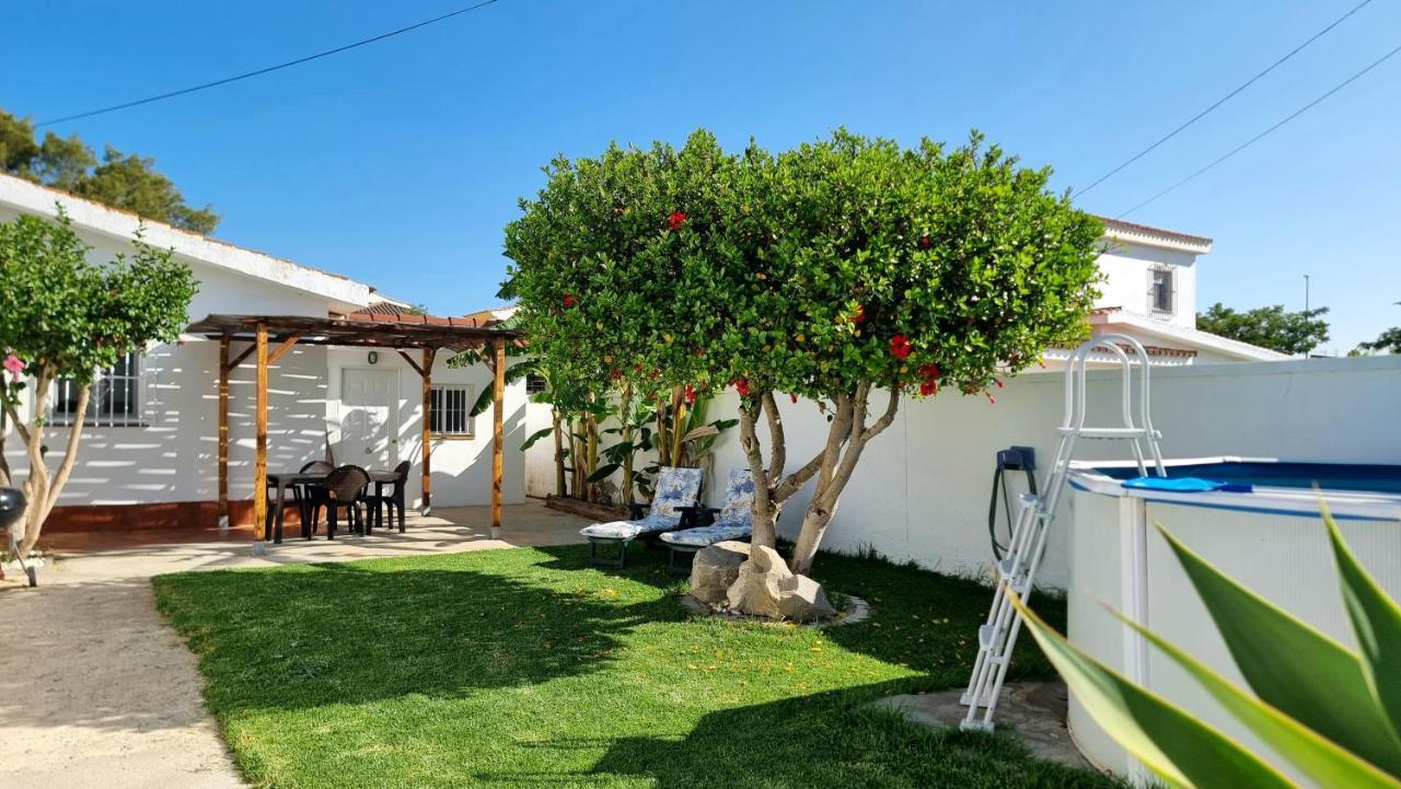 Apartamento Privado Con Jardin, Piscina Elevada Y Bbq Chiclana de la Frontera Eksteriør bilde
